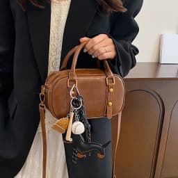 1PC Mens And Womens Pendants Vintage Brown Autumn And Winter Leather Sausage Dog For Mobile Phone Bags Keychain