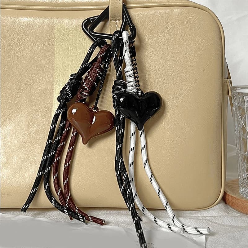 Fashionable Heart Leather Rope Keychain Heart-shaped Y2K Bag Pendant Ornaments Mobile Phone Lanyard Gifts Bag Accessories 