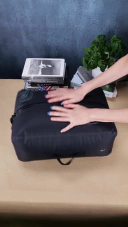 ReeYee 25L Travel Vacuum Storage Bags Save Space, Waterproof Compression Bags for Clothes Down Jacket, Vacuum Bags for Suitcases