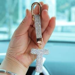 Fashion Shiny Rhinestone Letters Keychain Bag Charm Cute Letters Pendant Car Key Ring Backpack Decoration Accessories Gifts