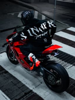 Mens Gothic Sinner Defy The Moon Print Oversized Hoodie Black Streetwear Motorcycle Riding Casual Pullover Hooded Sweatshirts