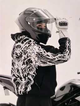 Men Street Reflective Hoodie Y2k Style Gothic Long‑sleeve Pullover Hooded Sweatshirt Loose‑fit Motorcycle Rider Night Outing New