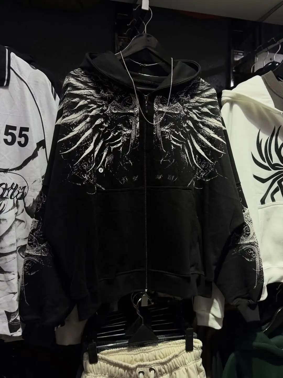 Gothic Wing Graphic Print Black Zip Up Hoodie Vintage Grunge Cross Pattern Oversized Soft Streetwear Y2K Punk for Men Daily Wear