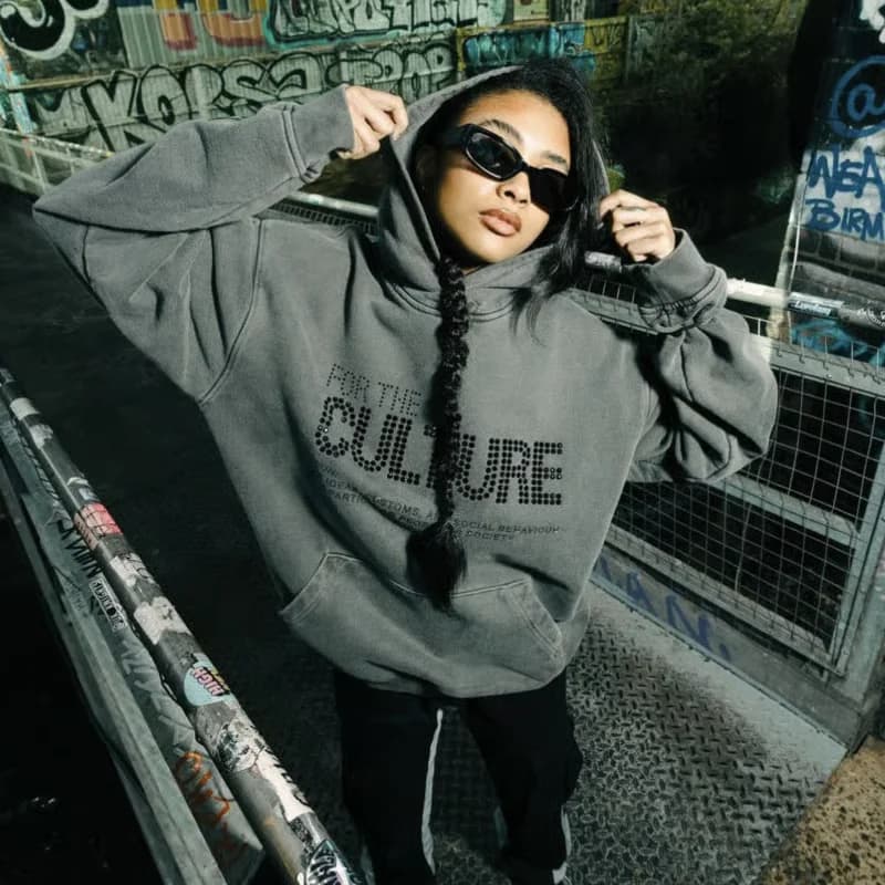Y2K Rhinestone Letters Mens Hoodies Streetwear Hot Trend Couple Pullover Hooded Sweatshirt Casual Loose Fit 3 Colors Minimalist