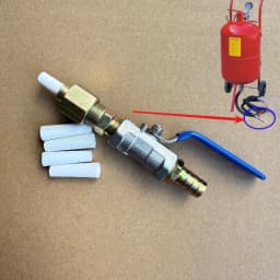 Valve Sandblasting Gun / Sand Spraying Air Tip / Sand Blaster Nozzle for 5 Gallon Sandblast Tanks