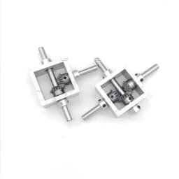 Transmission Reversing Gearbox Dual Output Shaft Bevel Gear Angle Converter Speed Ratio 1:1 Alloy Frame 90 Degree Right Angle