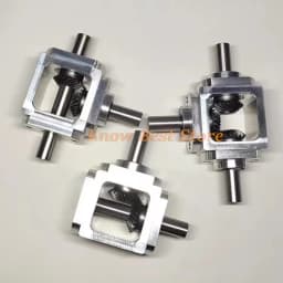 Small 1:1 T Type Cross Commutator Shaft Diameter 10mm Right Angle Drive Gearbox Bevel Gearbox Rotation