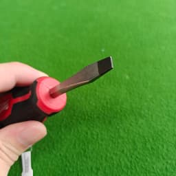 Milwaukee 4932471787/4932471780 Tri-Lobe Grip Stubby Screwdriver Set PH2 x 45mm/SL 1.2x6.5x45mm