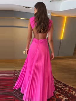 Sexy Hollow Out Long Party Dress Women Pleated Sleeveless Backless A-line Beach Dresses 2026 Summer Lady Chic Solid Holiday Robe