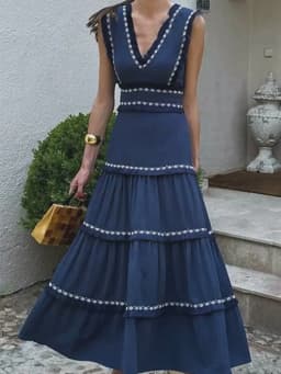 HH Summer Fashion Women Dresses V-Neck Sleeveless Back Zipper Lace Decorative Tassels Woman High Street Vestidos Dress Mujer