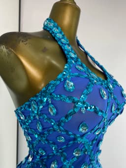 Women Luxury Prom Gowns Blue Sparkly Rhinestones Sequines Halter Backless Maxi Long Birthday Evening Club Party Dresses