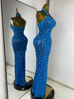 Women Luxury Prom Gowns Blue Sparkly Rhinestones Sequines Halter Backless Maxi Long Birthday Evening Club Party Dresses