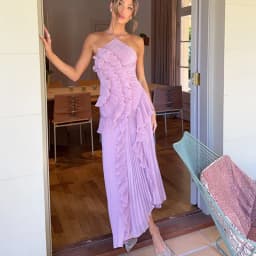 Elegant Women Ruffle Pleated Long Dress Fashion Sleeveless Halter Irregular Tiered Pleated Flowy Maxi Dresses for Wedding Party
