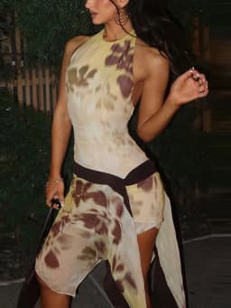 Yellow Brown Tie-Dye Midi Dress Print Halter Neck Open Back Asymmetric Hem Chiffon Dresses 2026 Party Women Fashion Chic Outfit