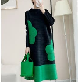 Womens Dresses Long Dresses High-quality Printed Long Skirt Elegant Temperament and Pleated Fashion High-end Round Neck Dress