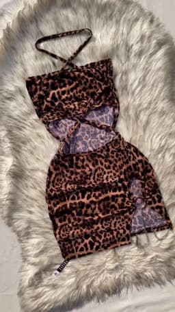Elegant And Fashionable Women's Sexy Leopard Print Mini Dress Strapless Sleeveless Hollow Bag Hip Sexy Summer Holiday Dress