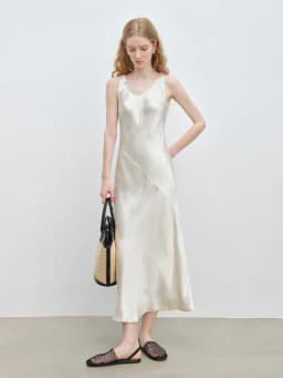 ZIQIAO Little Luxury Acetate Bias Cut Temperament Dress Women's Summer 2025 New Style 25ZQ91103