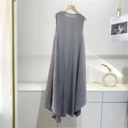ALSEY Miyake Pleated Fashion Sleeveless Women for Dress Summer New Elegant O-neck Solid Color Loose Simple Casual Party Dress