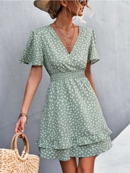 Women's Sexy V-Neck Mini Dress Floral Print Slim Fit Short Elegant Dress with Lotus Leaf Sleeves Fashionable Female Attire