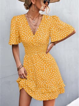Women's Sexy V-Neck Mini Dress Floral Print Slim Fit Short Elegant Dress with Lotus Leaf Sleeves Fashionable Female Attire