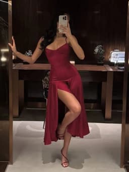 Elegant Sleeveless High Split Women Midi Dresses Vintage Wine Red Spaghetti Strap Dress 2026 Summer Lady Evening Party Vestidos