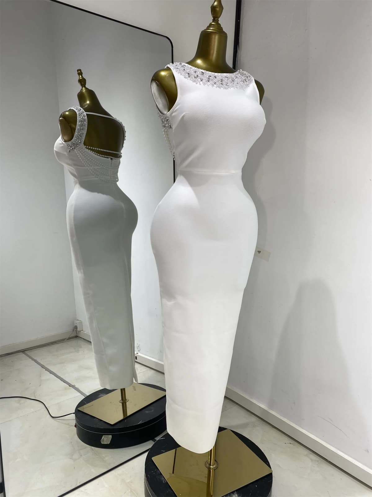 Woman White Birthday Bandage Dress Elegant Pearls Rhinestones Embroidery Tassel Back Bodycon Long Evening Party Cocktail Dresses