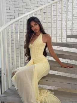 Yellow V Neck Halter Mermaid Maxi Dress Women's Sleeveless Ruffle Slit Long Dress 2026 Elegant Wedding Guest Evening Party Robes
