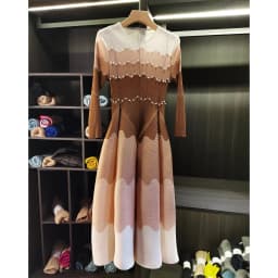 LANMREM Designed Women's Pleated Dress O-neck Loose Fit High-end Fashion Color Block Beaded Long Sleeve Famale Clothing 2DB6598