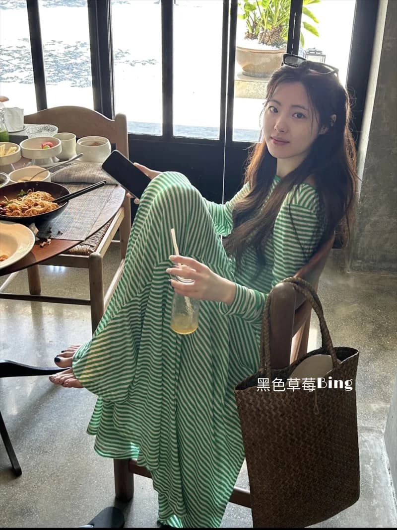 Vestidos De Mujer Elegantes Women Green Striped Backless Long Sleeved Dress 2026 Korean Chic American Grunge Loose