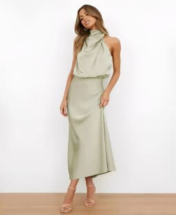 Summer Luxury Sleeveless Silk Satin Long Dress Women Elegant Off Shoulder Celebrity Evening Dress Partywear Lady Trumpet Dress