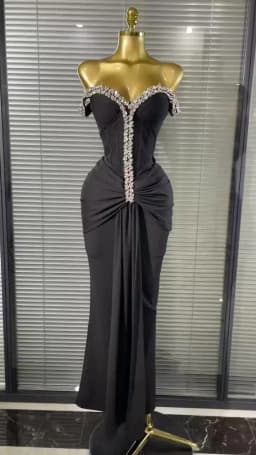Black Color Women Sexy Off the Shoulder Shining Crystal Bodycon Long Gowns Dress Elegant Evening Party Celebrate Outfit