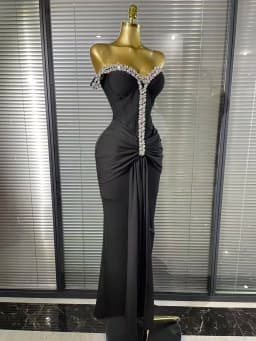 Black Color Women Sexy Off the Shoulder Shining Crystal Bodycon Long Gowns Dress Elegant Evening Party Celebrate Outfit