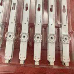 LED Strip For TV UE65AU7105K UN65AU7700G GU65TU8079U UE65TU7005K BE65T-H UE65AU7100K UE65AU7100U UN65AU7000G UE65TU6905K