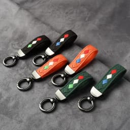 1pc Fashion Car Keychain Ring Vintage Leather Zinc Alloy Key Chain Holder Universal Luxury Keyring Car Inerior Accessories