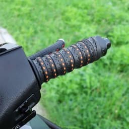 Motorcycle Handlebar Wrap Non-Slip PU Cycling Handle Wraps Anti Slip Wear Resistant Road Cycling End Plugs For Comfortable Ride