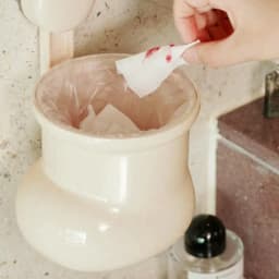 Wall-Mounted Kitchen Trash Can Counter Garbage Trash Bin Small Desk Garbage Can Boot Shape Countertop Recycling Bin Small Table