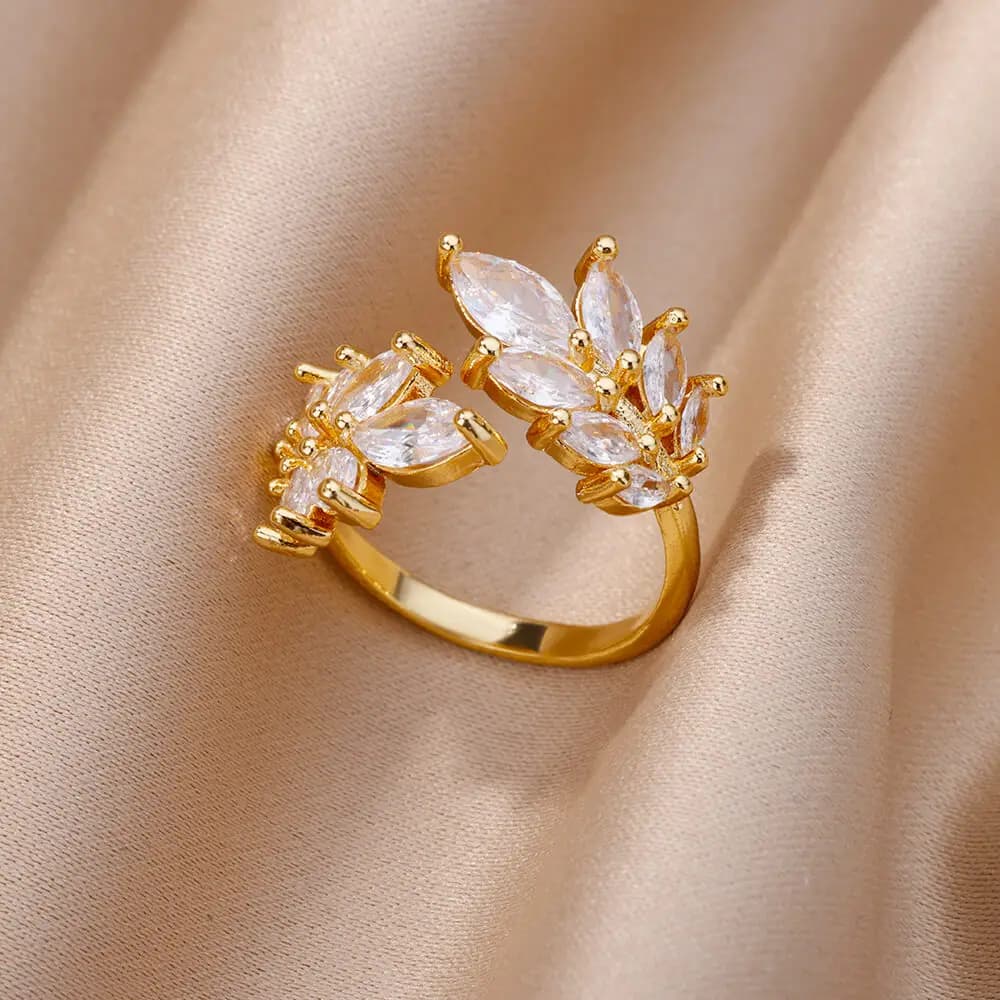 Luxury White Leaf Stainless Steel Ring for Women Gold Color Open Finger Rings Party Vintage Jewelry Accessories Birthday Gifts