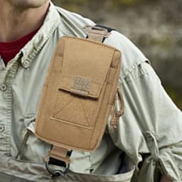 Wear-Resistant Shoulder Phone Pouch Walkie Talkie Bag Pouch Zipper Phone Bag With Adjustable Straps For Climbing Running Walking
