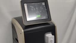 40 Million Shots Professional Diode Laser Hair Removal Machine Painless Ice Titanium Diode Triple Wave Epilator Women