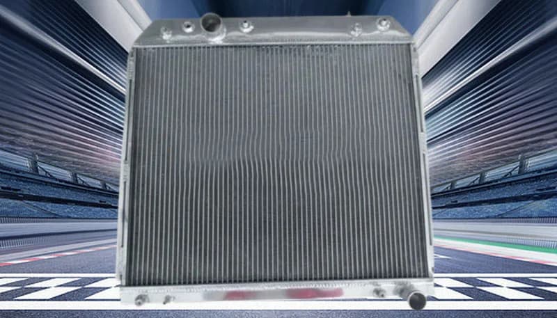 For Jeep Grand Cherokee WJ / WG 3.1 TD Aluminum Radiator AT/MT 1999-2005 3.1TD 2000 2001 2002 2003 2004 05 04 03 02 01 00 99