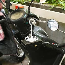 Scooter Charging Hook 360 Degrees Rotating Charging Cable Organizers Electric Vehicle Charger Holder Scooter Charging Device