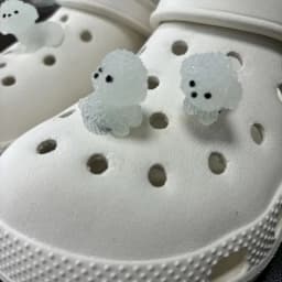 4PCS Shoe Charms Set Accessories Hole Shoe Buckle Cute White Luminous Puppy ABS Shoes Decorations for Sandals Beach Bag DIY Gift