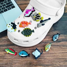 2024 PVC fish series 2pcs lot cute shoe buckle charms accessories decorations for sandals sneaker clog unisex lovers gift drop