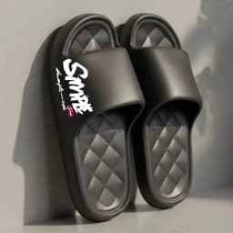 Four-Season Men's Fashion Slippers, Simple Casual Soft Perforated Bathroom Slippers, Suitable for Bathroom, Swimming, Indoor Use