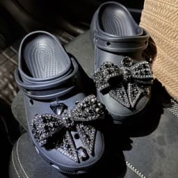 Fashion Elegant Bow Shoes Charms Faux Diamond DIY Fashion Accessories Suitable for Hole Shoes, Sandals Holidays Party Gifts