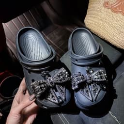 Fashion Elegant Bow Shoes Charms Faux Diamond DIY Fashion Accessories Suitable for Hole Shoes, Sandals Holidays Party Gifts