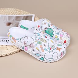 Women Cartoon Printing Mule Clogs Adjustable Buckle Nurse Shoes Non-Slip Closed Toe Comfort Indoor Slippers for Beach & Garden