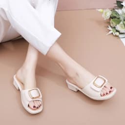 Women's Versatile Summer Sandals - Fashion Thick Sole Flip Flops, Non-Slip Durable Outdoor Slides for Beach/Street Wear