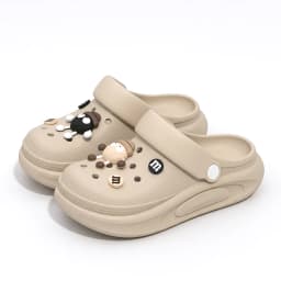 Summer Clogs Women Cute 3D Charms Garden Sandals Lightweight Soft EVA Beach Slippers Outdoor Non Slip Fashion Thick Sole Shoes