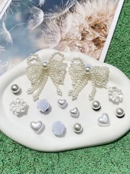 14 pieces of pearl bows, hearts, ABS pearls, roses, flower shoe buckles DIY decorations, multi-functional shoe clip accessories
